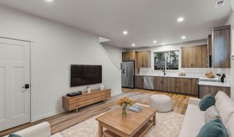 477 SE Roosevelt Ave, Bend, OR 97702