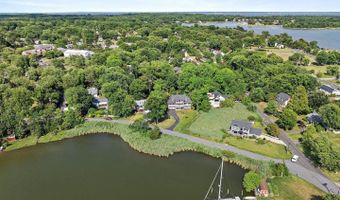 621 HARBOR Dr, Annapolis, MD 21403