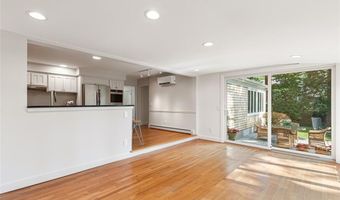19 Preston Dr, Barrington, RI 02806