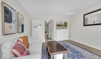 1223 N QUINN St, Arlington, VA 22209