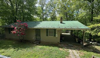 186 View Rd, Alderson, WV 24910
