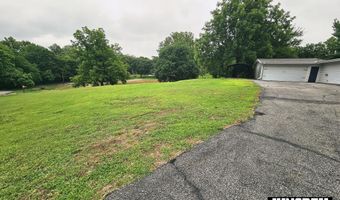 861 Oak Crst, Baxter Springs, KS 66713
