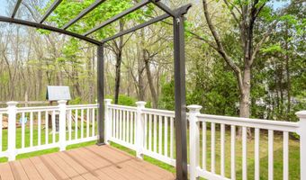 75 Village St, Bristol, CT 06010