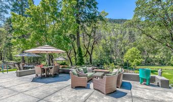 13587 Highway 238, Applegate, OR 97530