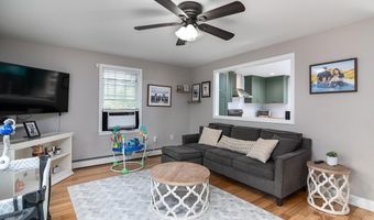 58 Alfred Ave, Johnston, RI 02919