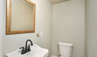 141 Storer Ave, Akron, OH 44302