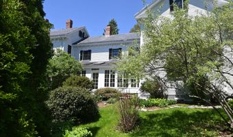 151 Kenduskeag Ave, Bangor, ME 04401