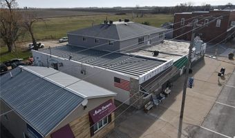 107 N Main Ave, Alburnett, IA 52202