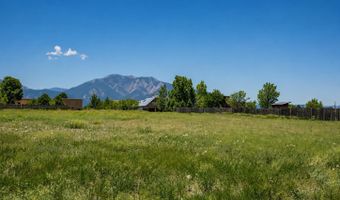 5 Calle La Paz, Arroyo Seco, NM 87514