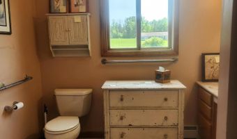 2773 Lucas Turnpike Tpke, Accord, NY 12404