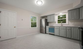202 CLOVER Dr, Hockessin, DE 19707