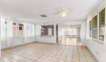 46-353 Kahuhipa St, Kaneohe, HI 96744