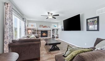 713 Bailey Ct, Angola, IN 46703