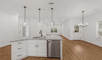 23 Ironside Ln, Bella Vista, AR 72715