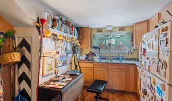 35 Saint Mary's St, Burlington, VT 05401