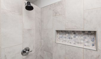 1706 SW Franklin Dr, Ankeny, IA 50023