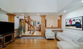 18 Point Ln, Arcadia, IN 46030