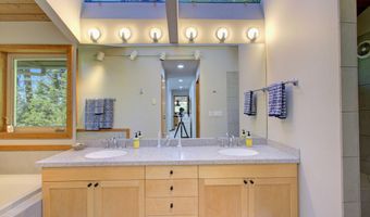 17718 E CAPE HORN Rd, Bayview, ID 83803