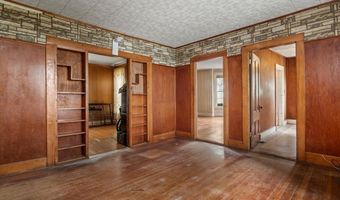 17 Neponset Ave, Boston, MA 02136
