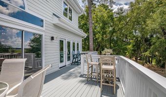 62 Meridian Rd, Beaufort, SC 29907