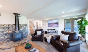 106 Chestnut Ln, Bellevue, ID 83313