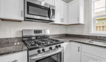 1106 Lynwood Forest Rd, Arden, NC 28704