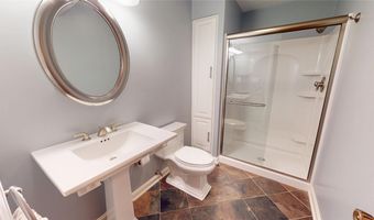 6051 SADDLEHORN Dr, Erie, PA 16506