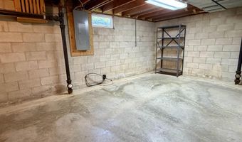 1107 4Th Ave, Ackley, IA 50601