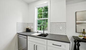 1542 Glen Parker Ave, Cincinnati, OH 45223