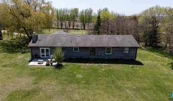 48186 265th St, Brandon, SD 57005