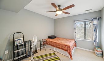11212 CHERRY HILL Rd 302, Beltsville, MD 20705