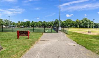 15612 EVERGLADE Ln 404, Bowie, MD 20716