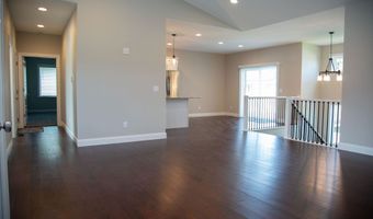 2282 Helle Dr, Asbury, IA 52002