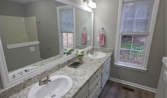210 New Haven Dr, Athens, GA 30606