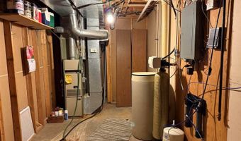 2040 Clover Dr, Akron, IA 51001