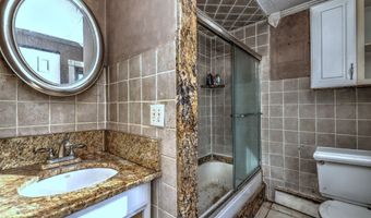 298 Wooding Hill Rd, Bethany, CT 06524