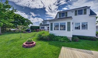 20 Bayview Ln, Amityville, NY 11701