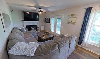 378 Big Bend Rd, Barboursville, WV 25504