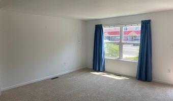 803 S MARKET St, Blades, DE 19973
