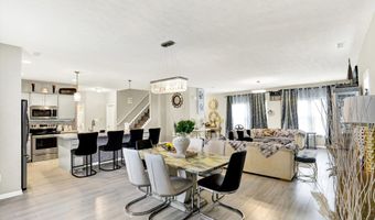 7252 Lockford N, Avon, IN 46123