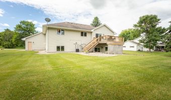 1316 Armstrong Rd NW, Alexandria, MN 56308