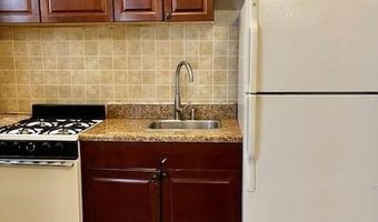 5-7 KELLY Pkwy 202, Bayonne, NJ 07002