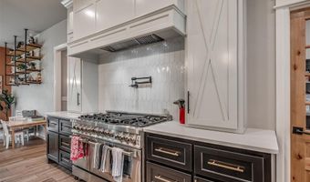 14140 Walnut Rdg, Arcadia, OK 73007
