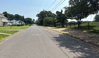 35 B Circle St, Bristol, CT 06010