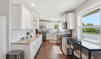 430 Lake Ave, Albany, MN 56307