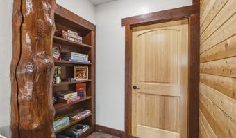 989 DRY CREEK Rd, Afton, WY 83110