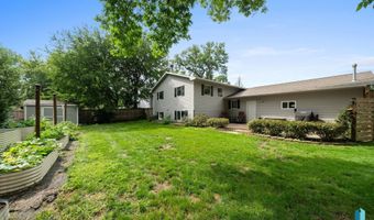 1513 E Sylvan Cir, Brandon, SD 57005