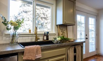 21360 Keyte Rd, Bend, OR 97701