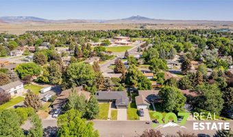 1207 Birch Ln, Cody, WY 82414