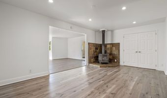 1406 La Loma Dr, Carson City, NV 89701